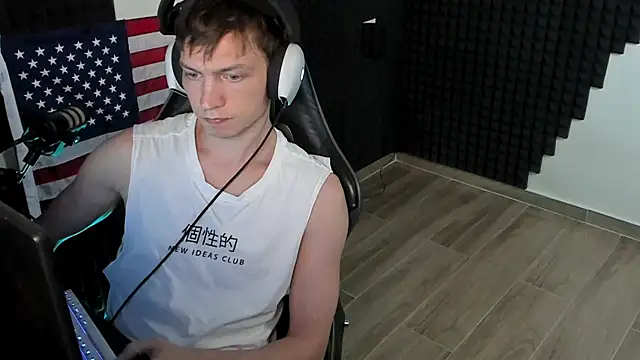 Živý XXX chat More_than_friend