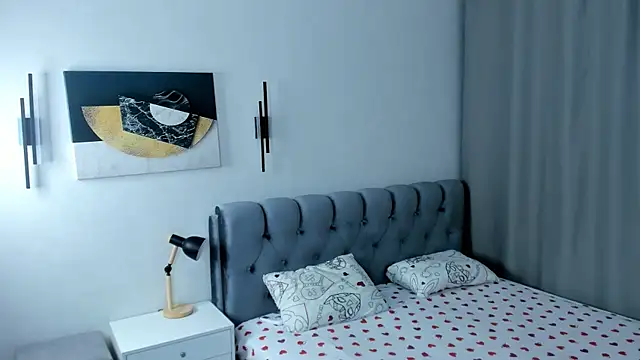 AngeliaThiengtham Adlı Modelin Canlı XXX Sohbeti
