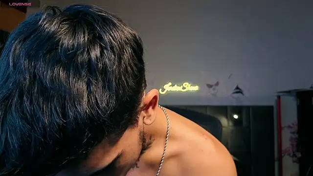 JordanShow live XXX chat