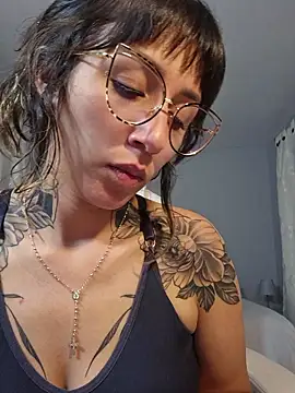 Mar_puentes Live XXX-chat
