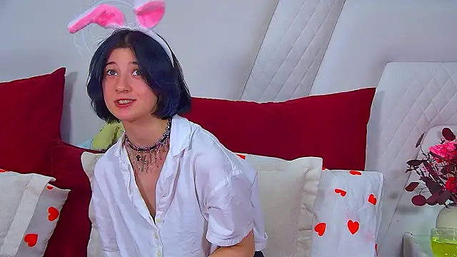 AnneAvelin XXX чат на живо