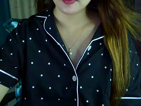 Adiba_Obu_20 Chat XXX in diretta