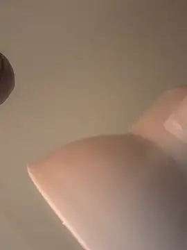Mert8765 Live XXX-Chat