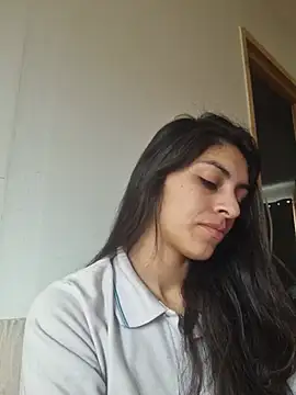 Fuegolatino-69 Show Webcam