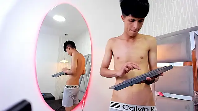 MikeHunteer – Naživo XXX chat