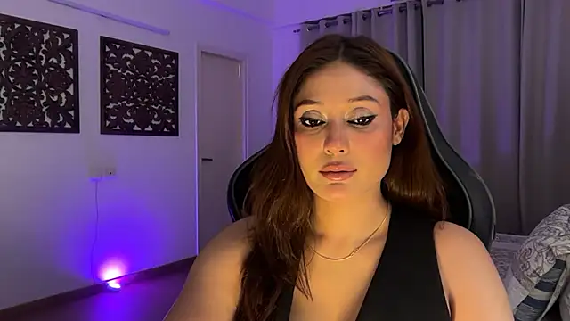 GoddessAnna's Live XXX Chat