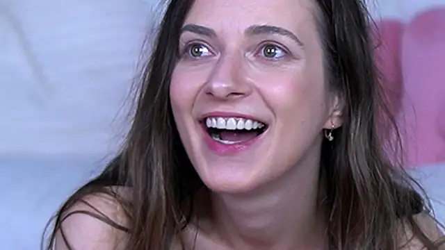 SunnyFaye Live XXX-Chat
