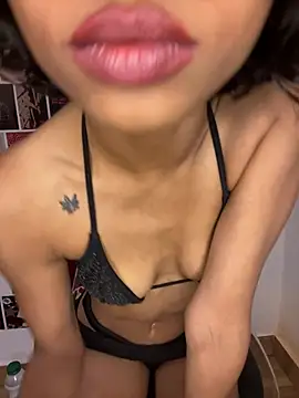 دردشة hazelperry الجنسية المباشرة