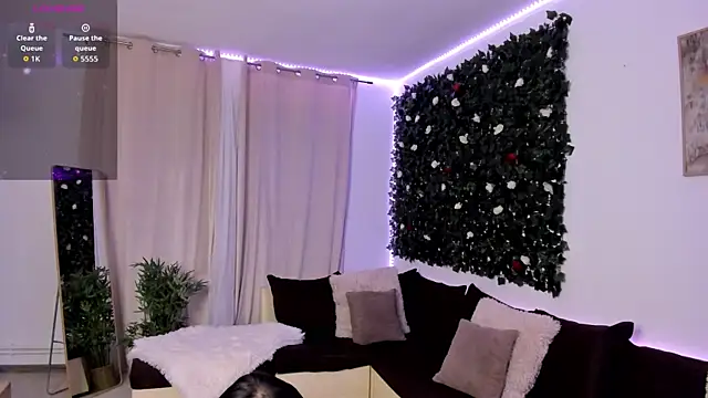 Онлайн чат XXX PureBlisss_