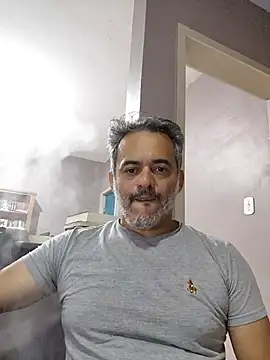 Chat +18 de NARDOBSB ao vivo