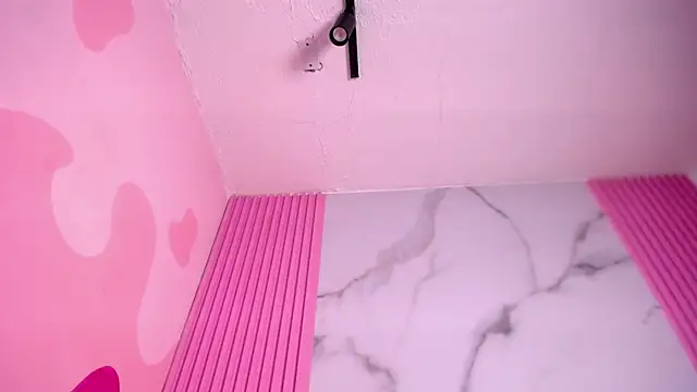 Doll_Kitty_'s Live XXX Chat
