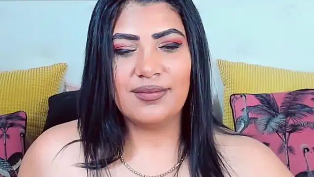 צ'אט XXX בשידור חי של AmyCubes