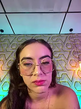 Chat XXX en directo de MelanyyJhonson15
