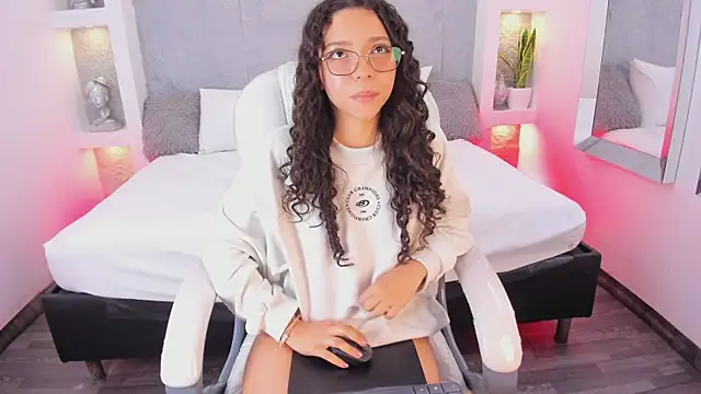 Chat XXX en directo de Mia_honey3