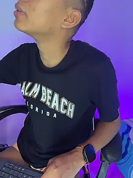 dilan_alfonzo élő XXX-chatje