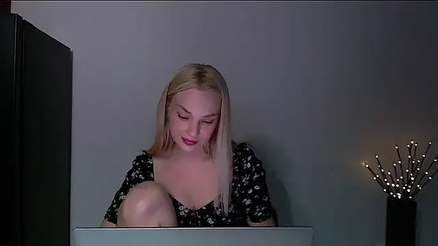 Živý XXX chat Lia_noo_regrets
