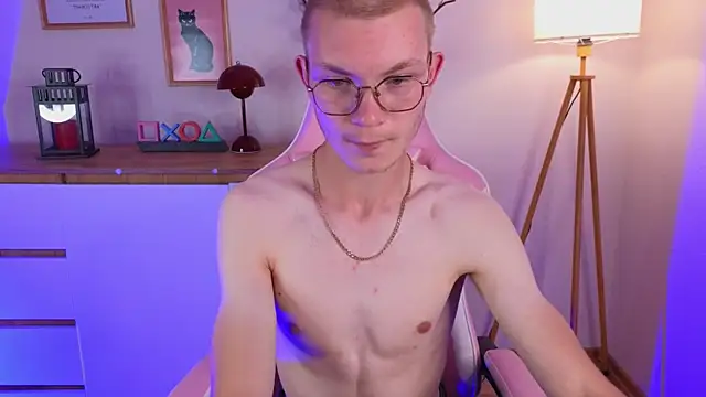 Chat +18 de justleo__ ao vivo