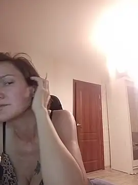 SarahSimpson Chat XXX in diretta