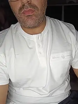 _naughtyboyX_'s Live XXX Chat