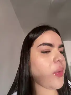 Angelica_big69's Live XXX Chat