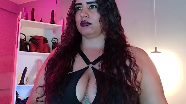 צ'אט XXX בשידור חי של MariaGaitan