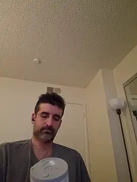 הופעת וובקאם של myth5hk