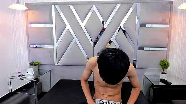 MikeHunteer 라이브 XXX 채팅