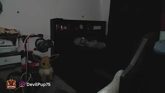 Chatroom XXX en direct de DevilPup75_
