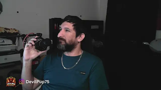 DevilPup75_ Live XXX Chat