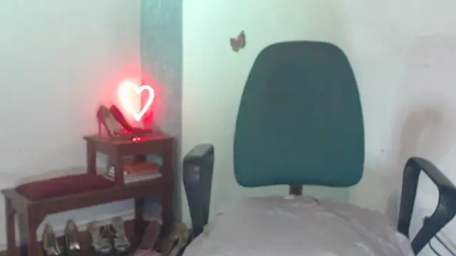 SharomRaw – Naživo XXX chat