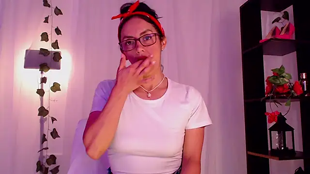 Belladonna_lips Adlı Modelin Canlı XXX Sohbeti