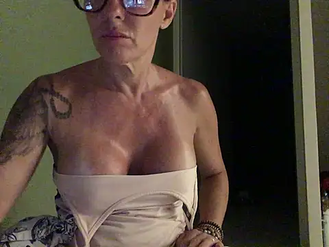 claraxloveuse Live XXX-chat