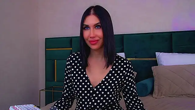 XXX chat uživo modela KaylaMous