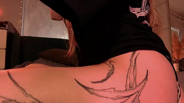rosy_black_'s Live XXX Chat