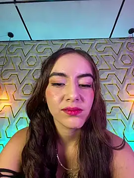 MelanyyJhonson15 Adlı Modelin Canlı XXX Sohbeti