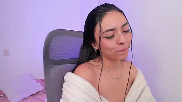 canelleGarces Chat XXX in diretta