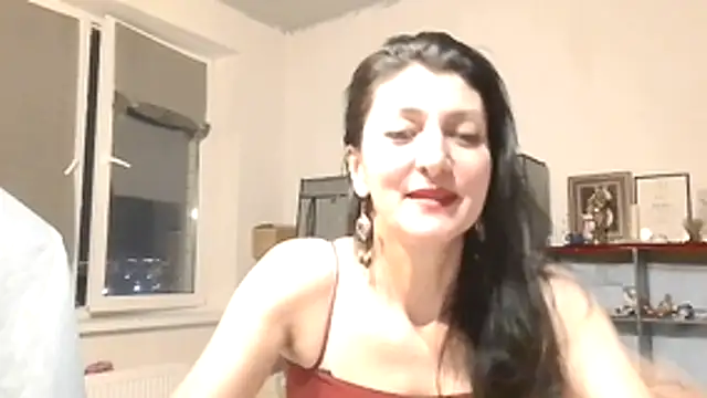 Chat +18 de Amirahss ao vivo