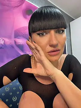 MysticCleo Chat XXX in diretta