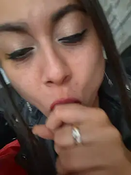 Ory____A লাইভ XXX চ্যাট