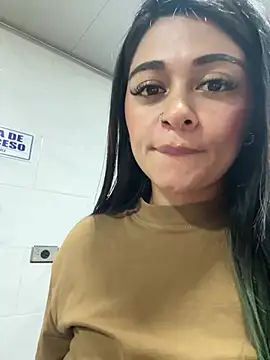 Saray_charmante 现场XXX聊天