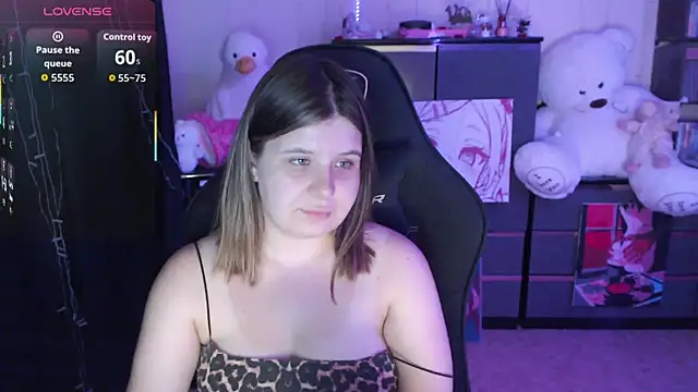 AmyVibess 现场XXX聊天