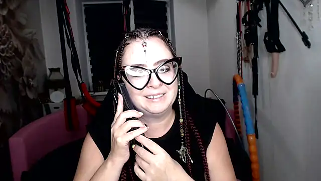 Chat +18 de MISSgoddessMARIA ao vivo