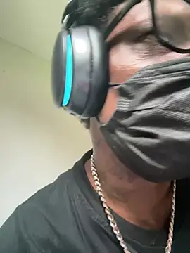 wetmouthrio_ Show in webcam