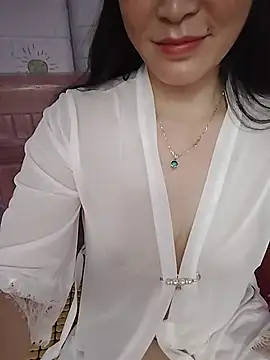 XXX chat uživo modela Kye_sexy