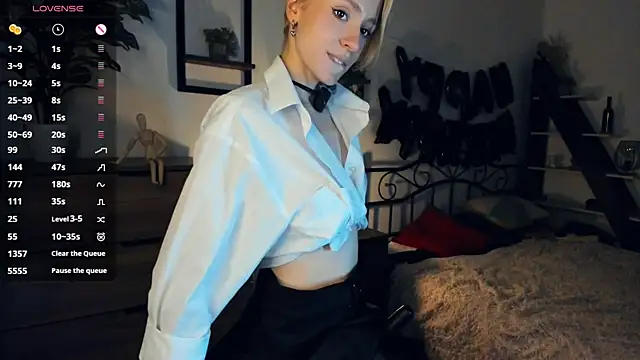 JanettePerro Chat XXX live