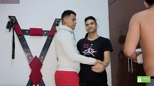 XXX chat uživo modela EliteBoysLive