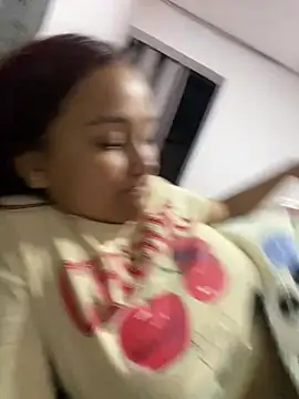 Bridget_JonのライブXXXチャット