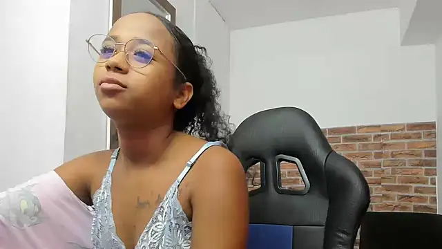 wizarpamela Chat XXX in diretta