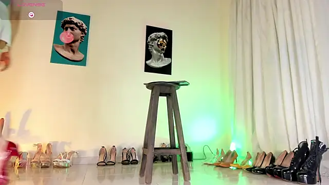 ArchieCollins Live XXX-chat