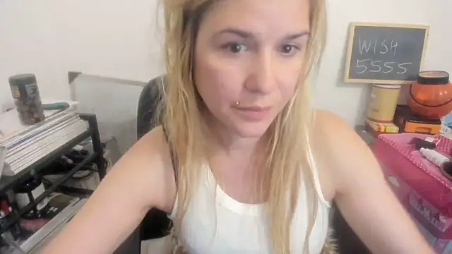 new_but_cute – Live XXX-chat